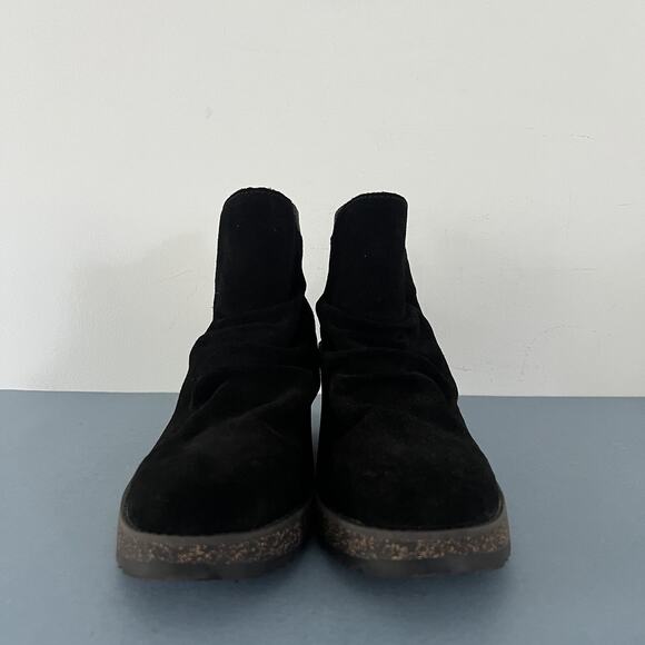 NWT Aetrex Kara Black Ankle Wedge Suede Weatherproof Boots - Picture 2 of 10